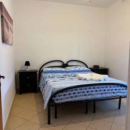 Casa Vacanze Lisa ตอร์เร โอโว ภายนอก รูปภาพ