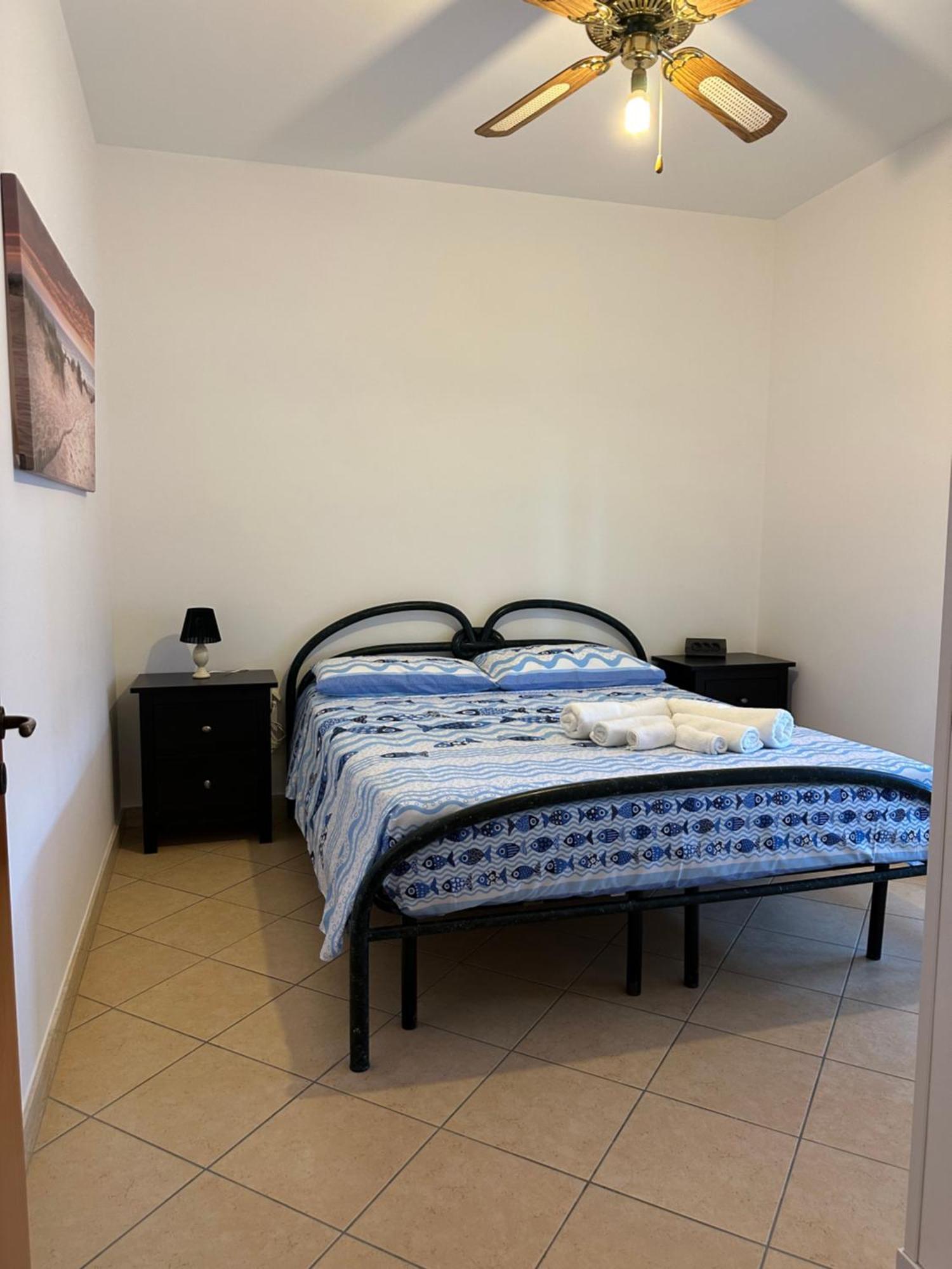 Casa Vacanze Lisa ตอร์เร โอโว ภายนอก รูปภาพ